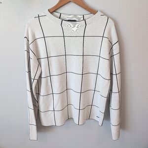 Taifun geometric sweater size. L